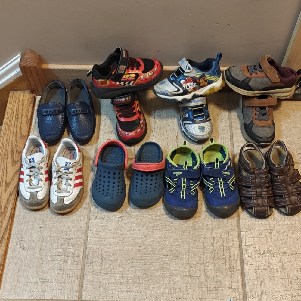 Bundlenof kids shoes /sandals